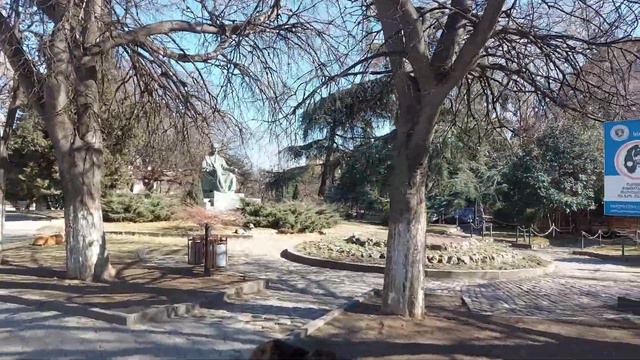 Tbilisi virtual walking tour from the Roses Revolution square to Vera park ASMR 4k 60fps смотреть онлайн