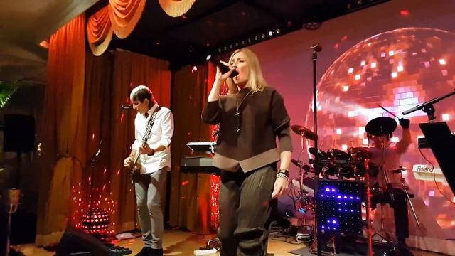 Группа на праздник 2 смотреть онлайн