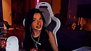 АМИНА  ТЕНДЕРЛИБАЕ поет мейби бейби