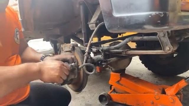 SUZUKI SAMURAI ? SUSPENSION PARTS CHECK & REPAIR REPLACED?