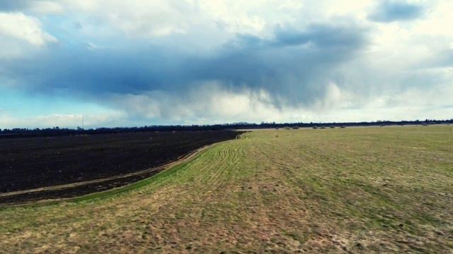 Участок 12 га на берегу озера смотреть онлайн