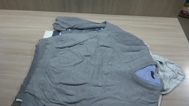 Свитеры муж Германия. Лот 2 смотреть онлайн