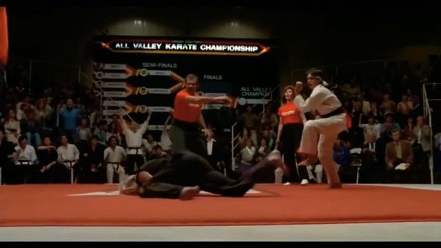 Кобра кай против Мияги до . Удар журавля смотреть онлайн