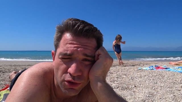Корфу / Первое купание в море / Едем на пляж Альмирос смотреть онлайн