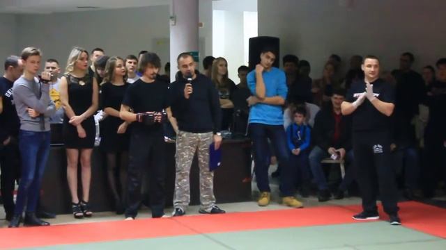 КазаК Бьётся в Боях Без Правил! СКК "Вместе" смотреть онлайн