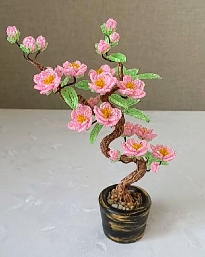 Дерево из бисера. Сакура из бисера мастер-класс.