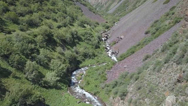 Кыргызстан, ущелье Ак-Су. Kyrgyzstan, Ak-Su Gorge. смотреть онлайн