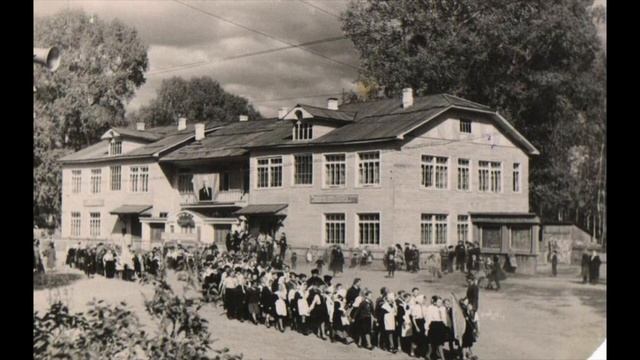 Песни пионеров и комсомольцев. Дружные ребята. смотреть онлайн