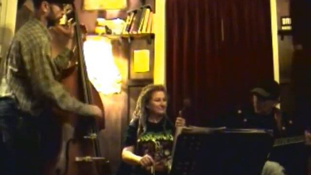 Family Farm Band Unplugged @ the Radio Springs Hotel 22 4 2011 смотреть онлайн