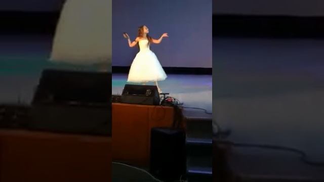 Гунба Амина - "Серебристые снежинки" смотреть онлайн