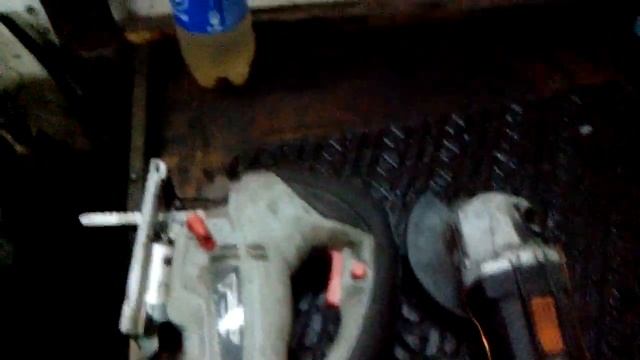 що приховують в ітернеті як розрізати покришку з грузовика смотреть онлайн