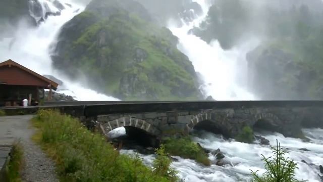 Vøringfossen waterfall | Travel to Voringsfossen Waterfall Norway Holidays смотреть онлайн