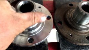 ЗАМЕНА СТУПИЧНЫХ ПОДШИПНИКОВ AUDI 80 B2 wheel bearing replacement