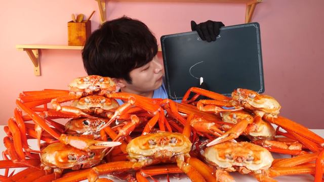 ENG SUB)Amazing! Red Snow King Crab Steamed Eating Mukbang🦀Korean Seafood ASMR 후니 Hoony Eatingsound смотреть онлайн