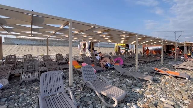 СОЧИ (АДЛЕР). Обзор пляжа смотреть онлайн