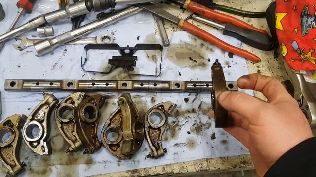 Устранение стука клапанов Рено Кангу смотреть онлайн