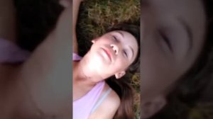 Упала в обморок . ПРАНК