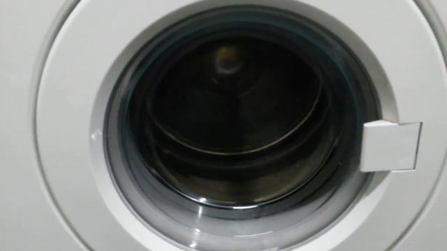 Zanussi FL828 800 test spin at BHF смотреть онлайн