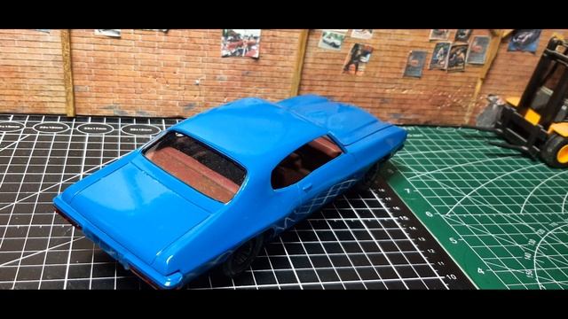 1/25 scale . plastic model kit . маштабная модель . 1972 pontiac gto . смотреть онлайн