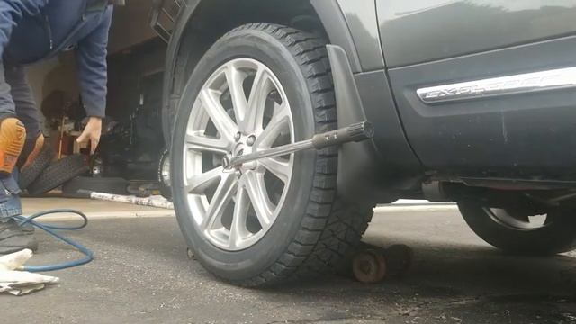 2016 Explorer Mud Flaps OEM Factory Ford Parts Limited, Sport or XLT THese flaps fit them all смотреть онлайн