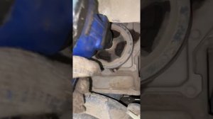 Kia Ceed уходит антифриз