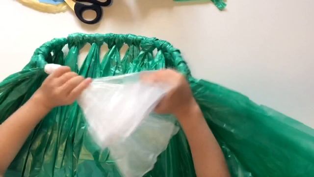 Мисс ВЕСНА Как сделать Платье из ПАКЕТОВ на конкурс на 8 Марта из Бросового материала Эко-Мода смотреть онлайн