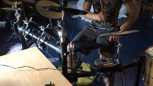 England's Desperates Liars - The Roughneck Riot (drum cover) смотреть онлайн