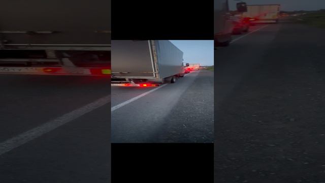 На Челябинск опять пробка 27.06.24 смотреть онлайн