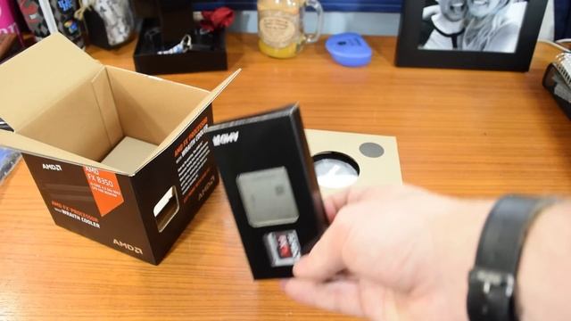 AMD 8350 With Wraith Cooler Unboxing смотреть онлайн