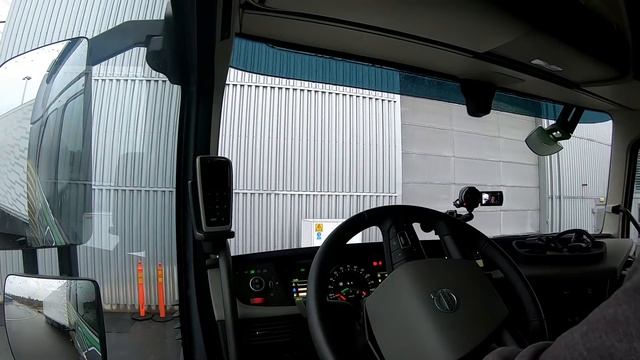 Endlich mehr Fahrerkomfort? Volvo FH XXL Roomtour смотреть онлайн
