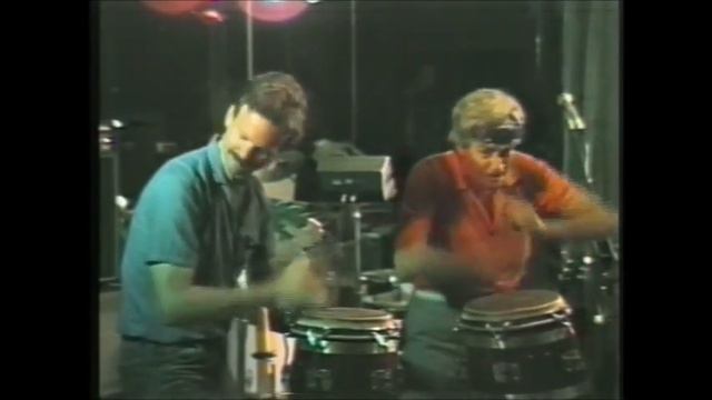 Richard Feynman Bongo Drums "Orange Juice" смотреть онлайн