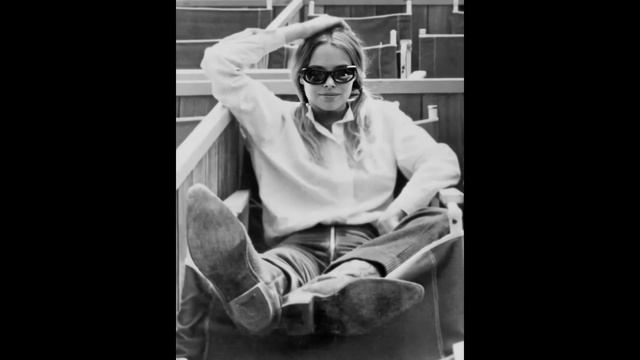 Michelle Phillips- California Dreamin’