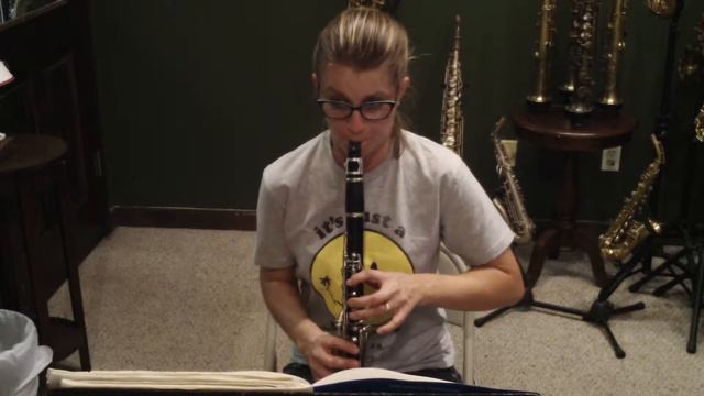 Audrey Plays Buffet R13 Bb Clarinet #519416 смотреть онлайн