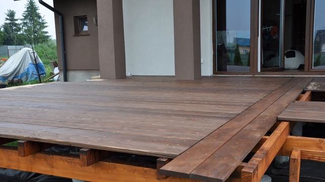 Taras drewniany z modrzewia. Terrace wooden Terraza терраса 阳台 Terrasse platelage decking смотреть онлайн