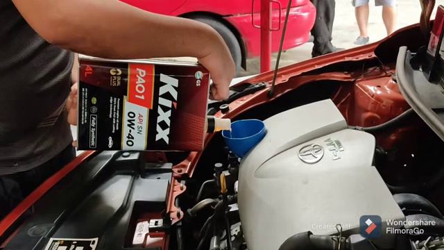 Change Oil Using Kixx Fully Synthetic PAO1 API SN OW-40