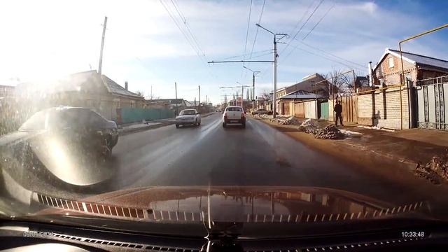 Видеорегистратор Axiom Car Vision 1100 (утренняя съемка) смотреть онлайн