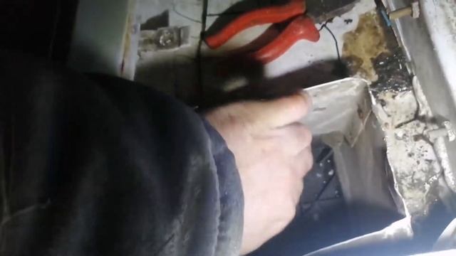Доработка отопителя газ 3102. Установка заслонки для забора воздуха из салона авто. смотреть онлайн