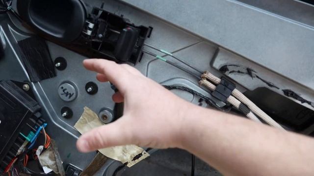 Replace Window Regulator 2003 C5 Corvette смотреть онлайн