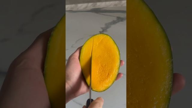 Самый сладкий манго из ВкусВилл смотреть онлайн