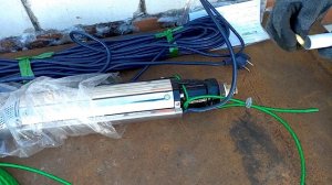 Как правильно установить насос в скважину