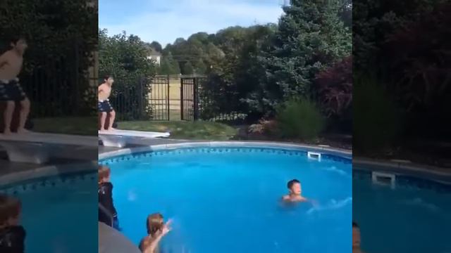 Всё-таки Люди Любят Воду смотреть онлайн