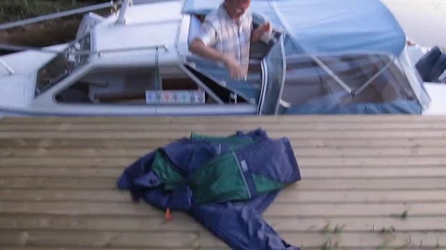 Подготовка к плаванию на лодке смотреть онлайн