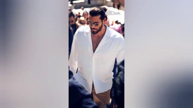 Surprise gift of 1 million dollars for demet özdemir!Can yaman went crazy! смотреть онлайн