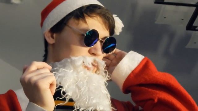 Что будет на новый год? смотреть онлайн