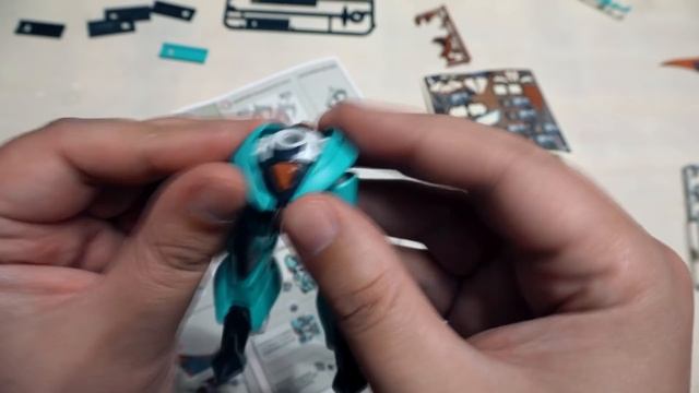 РОБОТ ТРАНСФОРМЕР LBX Битвы маленьких гигантов лбх КОНСТРУКТОР от Bandai смотреть онлайн