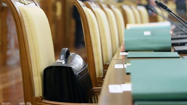 Спикер иркутского заксобрания Сергей Сокол ушел в отставку смотреть онлайн