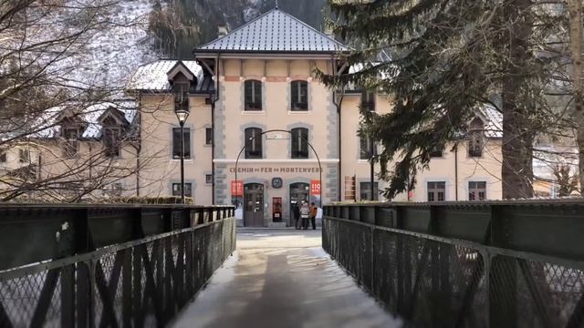 Chamonix-Mont-Blanc's Top Attractions - Aiguille du Midi & Mer de Glace (France) смотреть онлайн