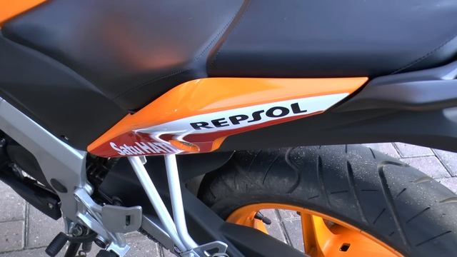 Honda Repsol CBR125R review смотреть онлайн