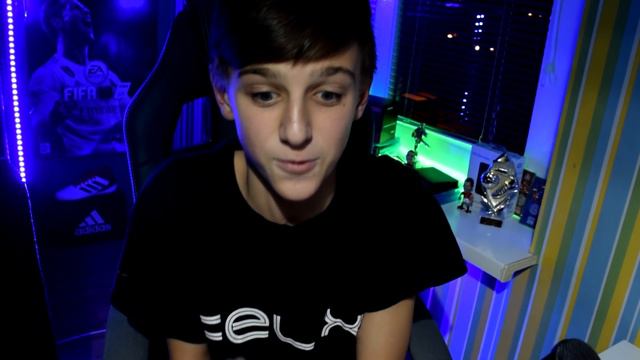 МОЙ ЛУЧШИЙ КРАСНЫЙ ИГРОК В ПАКЕ смотреть онлайн