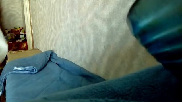 Самая большая и красивая кровать и в розницу мирае смотреть онлайн